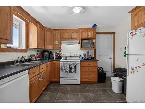 23 Pembroke St, Riverview, NB 