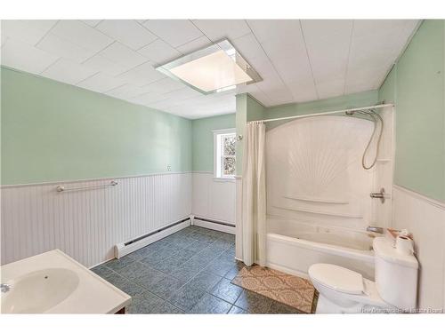 4 Elm St, Saint Stephen, NB 