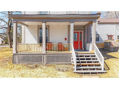 4 Elm St, Saint Stephen, NB 