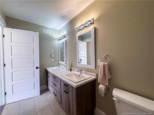 61 Wakefield St, Moncton, NB 