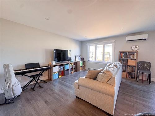 61 Wakefield St, Moncton, NB 