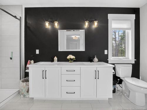 321 Falcon Dr, Moncton, NB 