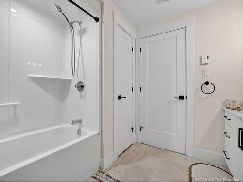 321 Falcon Dr, Moncton, NB 