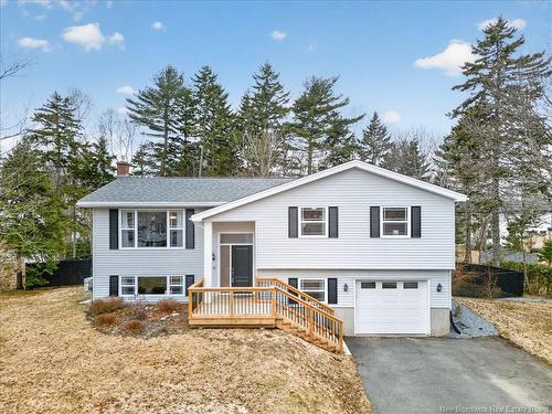 15 Lyman Dr, Quispamsis, NB 