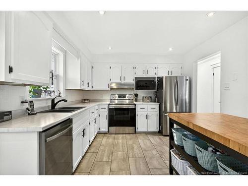 15 Lyman Dr, Quispamsis, NB 