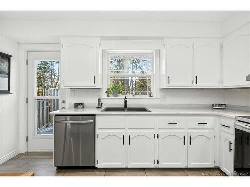 15 Lyman Dr, Quispamsis, NB 