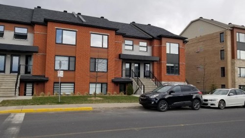 1-8405 Rue de Londres  Brossard, QC J4Y 0P1