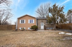 855 Rue Beauchemin Beloeil, QC J3G 2Z8