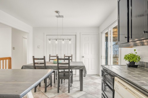 Salle à manger - 855 Rue Beauchemin, Beloeil, QC - Indoor Photo Showing Dining Room