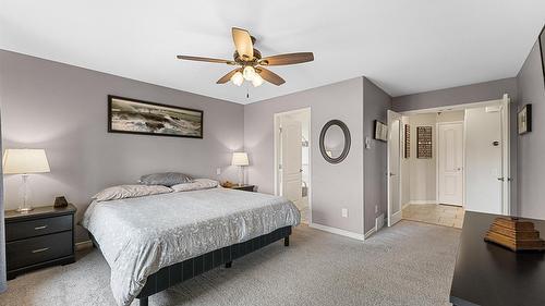 5190 Cobble Crescent, Kelowna, BC - Indoor Photo Showing Bedroom