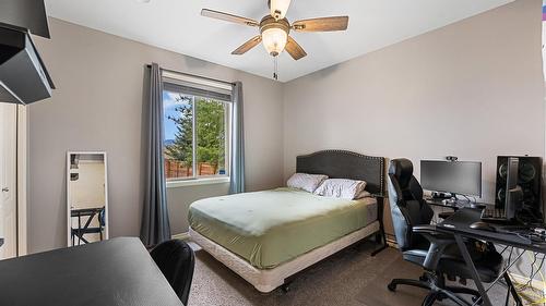 5190 Cobble Crescent, Kelowna, BC - Indoor Photo Showing Other Room