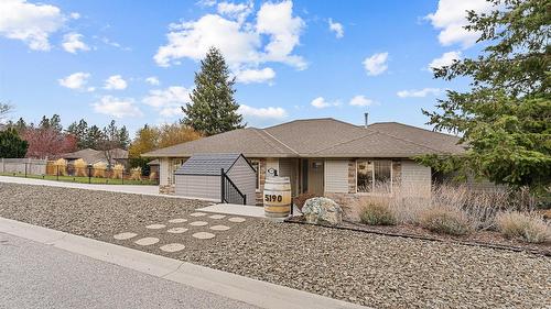 5190 Cobble Crescent, Kelowna, BC - Outdoor