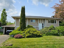 5890 CHESTERFIELD Ave Duncan, BC V9L 3M7