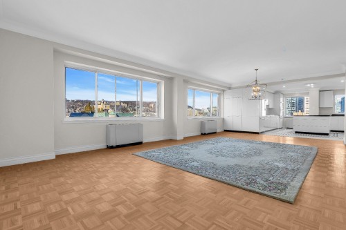 Salon - 801-250 Av. Clarke, Westmount, QC - Indoor