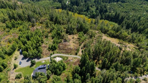 5876 Stoltze Rd, Duncan, BC 