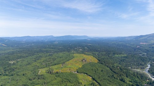 5876 Stoltze Rd, Duncan, BC 