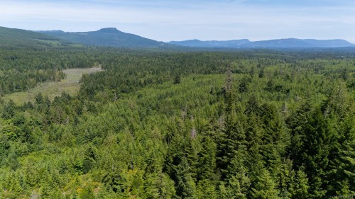 5876 Stoltze Rd, Duncan, BC 