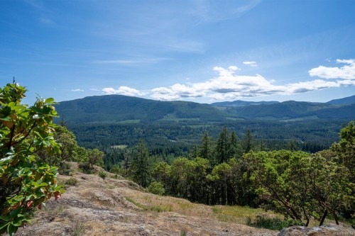 5876 Stoltze Rd, Duncan, BC 