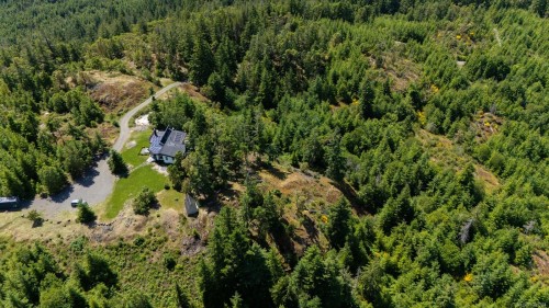 5876 Stoltze Rd, Duncan, BC 