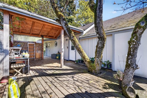 117 Morningside Rd, Salt Spring, BC 