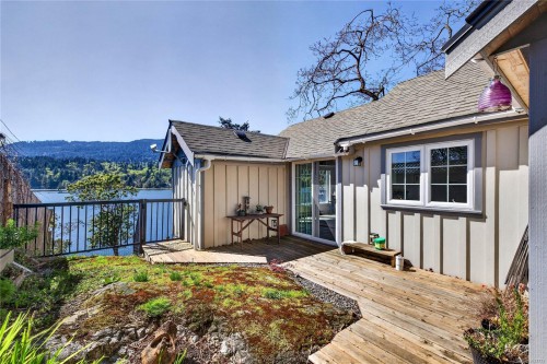 117 Morningside Rd, Salt Spring, BC 