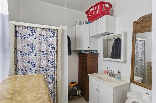 263 Magnus Ave, Winnipeg, MB 