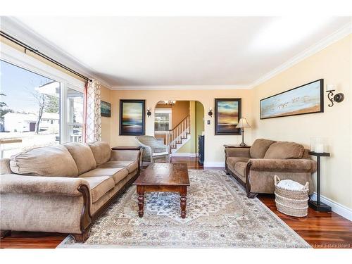 204 Willow Ave, Fredericton, NB 