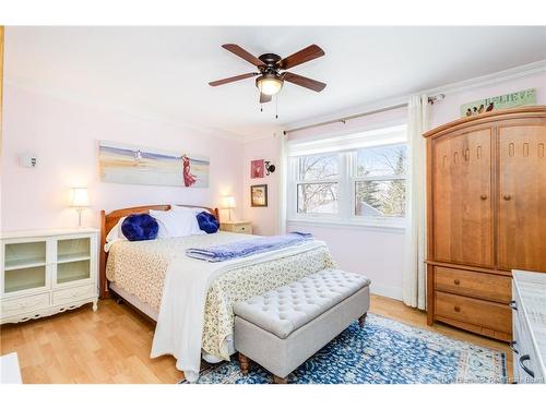 204 Willow Ave, Fredericton, NB 