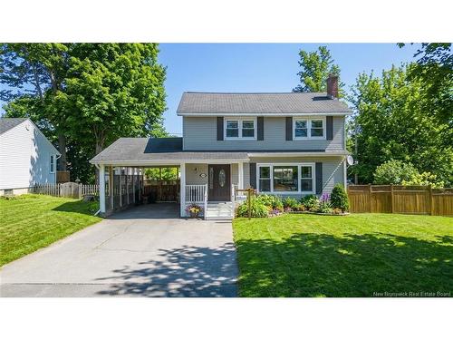 204 Willow Ave, Fredericton, NB 