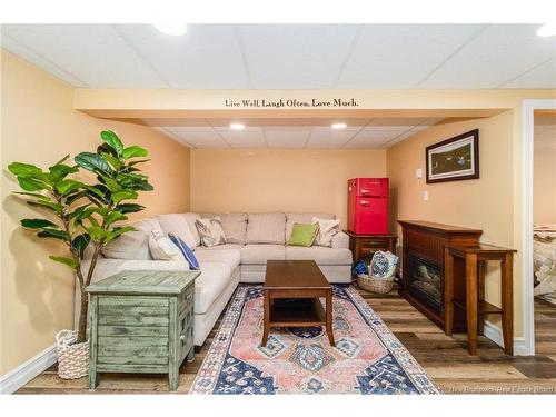 204 Willow Ave, Fredericton, NB 