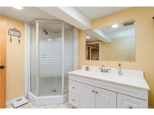 204 Willow Ave, Fredericton, NB 