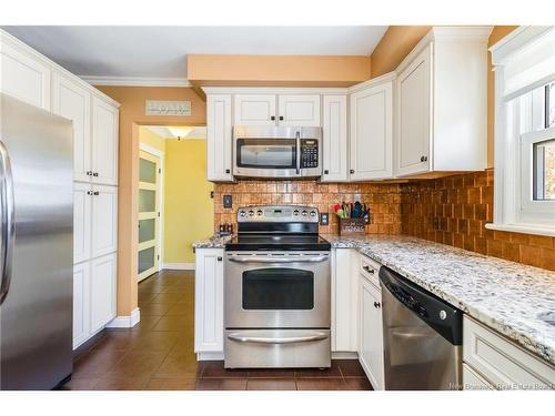 204 Willow Ave, Fredericton, NB 