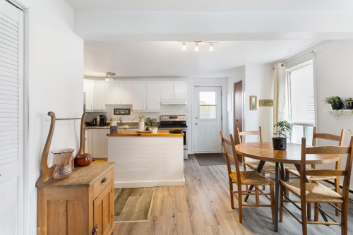 Vue d'ensemble - 386  - 390 9E Avenue, Saint-Jean-Sur-Richelieu, QC - Indoor Photo Showing Dining Room