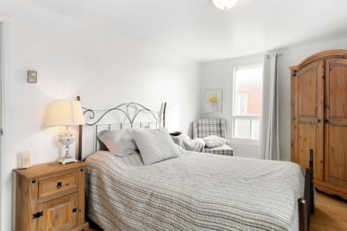 Chambre à coucher principale - 386  - 390 9E Avenue, Saint-Jean-Sur-Richelieu, QC - Indoor Photo Showing Bedroom