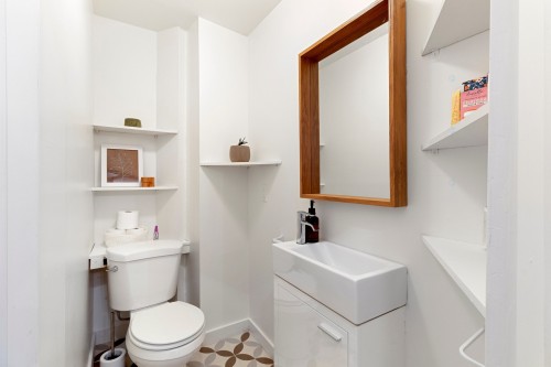 Salle d'eau - 386  - 390 9E Avenue, Saint-Jean-Sur-Richelieu, QC - Indoor Photo Showing Bathroom