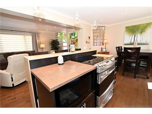 45 Sherwood Crt, Fredericton, NB 