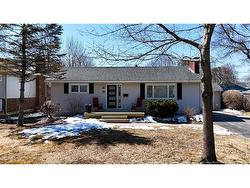 45 Sherwood CRT  Fredericton, NB E3B 2P5