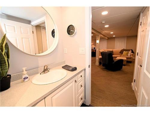 45 Sherwood Crt, Fredericton, NB 