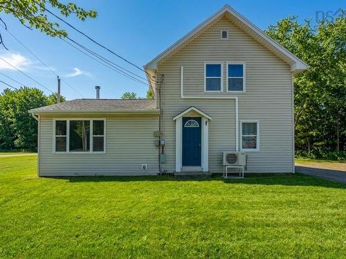 4168 1 Highway  South Berwick, NS B0P 1E0