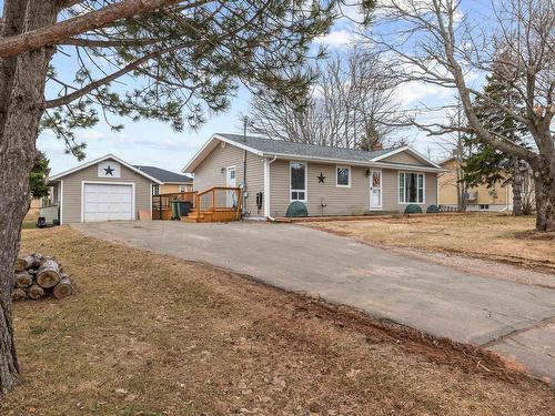 98 Oak Drive, Charlottetown, PE 