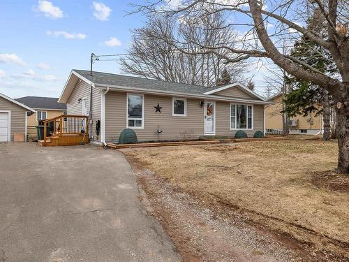 98 Oak Drive, Charlottetown, PE 