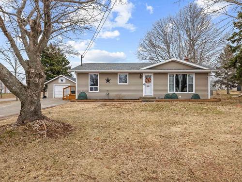 98 Oak Drive, Charlottetown, PE 