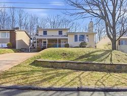 76 Birchwood Court Bedford, NS B4A 2X7