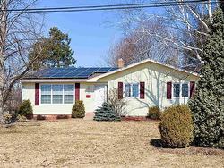 38 Gates Drive  West Royalty, PE C1E 1R8