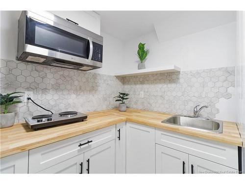 160 Thomas St, Dieppe, NB 