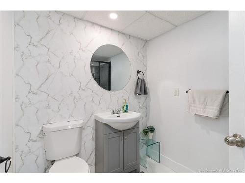 160 Thomas St, Dieppe, NB 