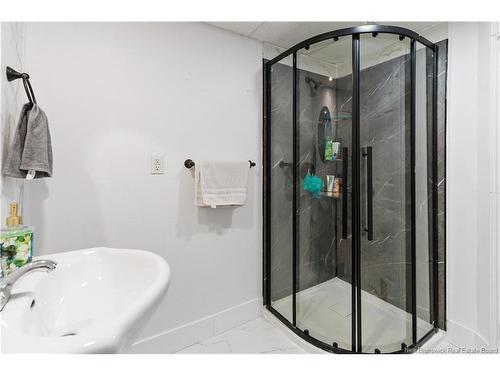 160 Thomas St, Dieppe, NB 