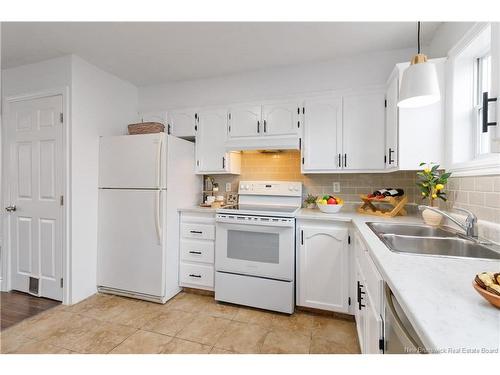 160 Thomas St, Dieppe, NB 