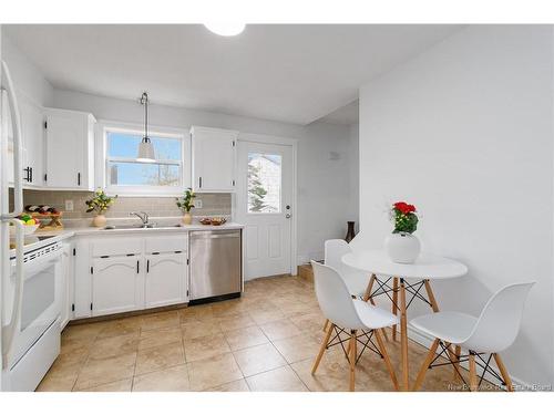 160 Thomas St, Dieppe, NB 