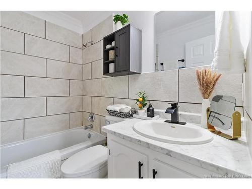 160 Thomas St, Dieppe, NB 